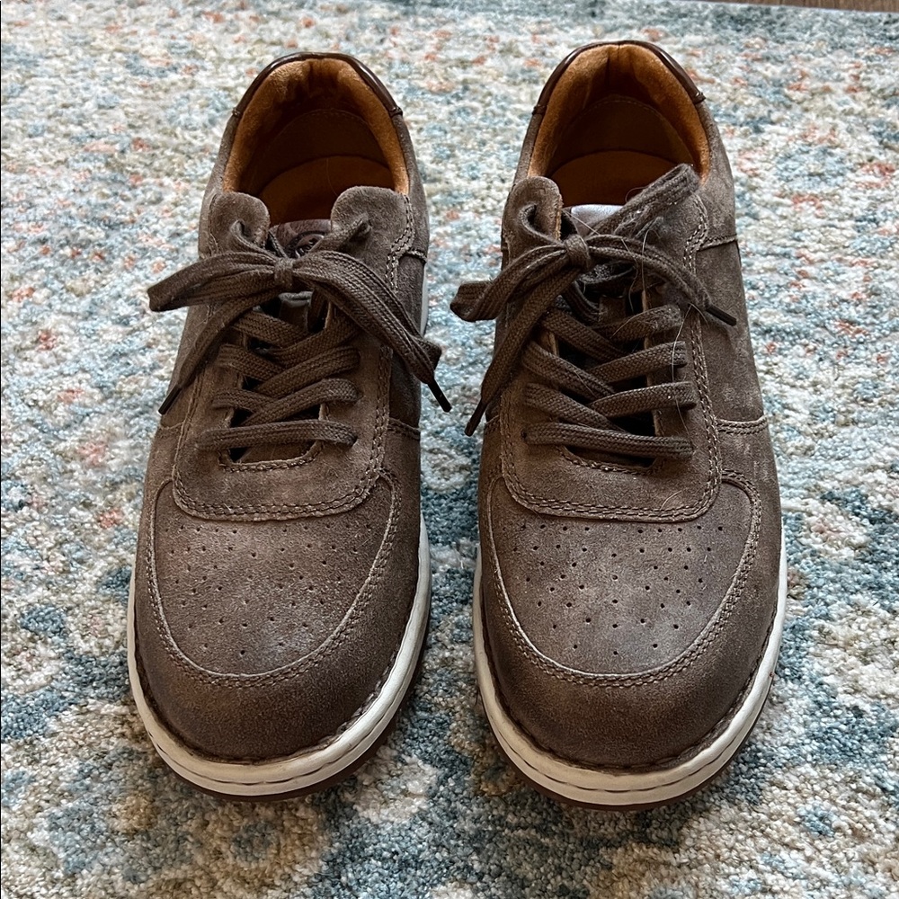 BORN - Men’s Brown Suede Casual Sneakers - Comfortable Lace-Up. Size 9.5M